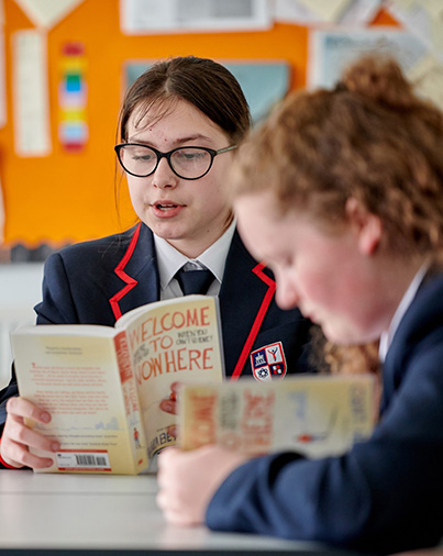 students-reading-img